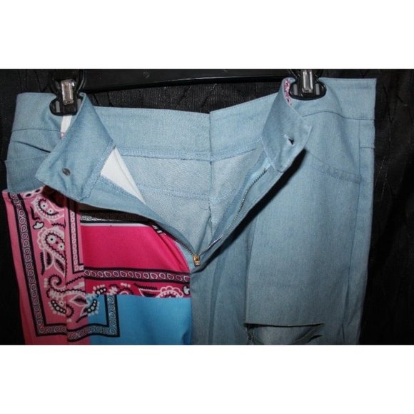 Women's Multi-Colored Bandana Patched Jeans With Pre Cut Rips Size 2XL - Picture 4 of 9